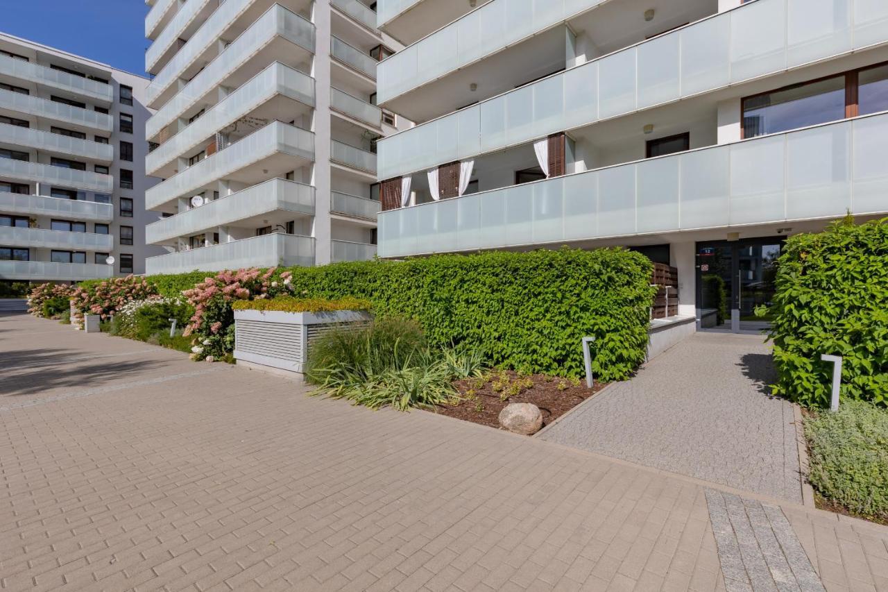 Osiedle Intenso Warszawa Wola By Noclegi Renters Exterior photo